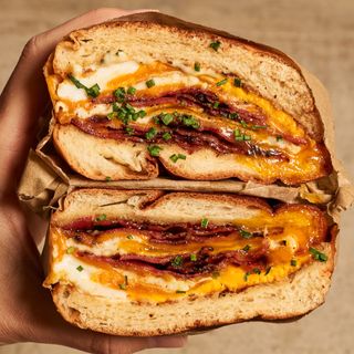 Breakfast sandwich