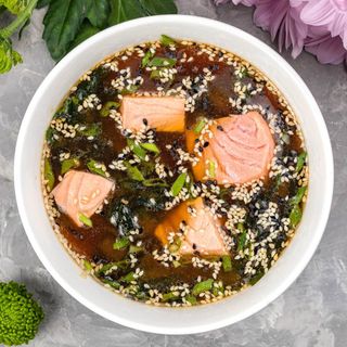 Місо суп з лососем 