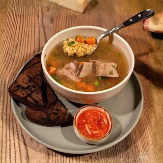 Юшка козацька з топора та каші (390г)