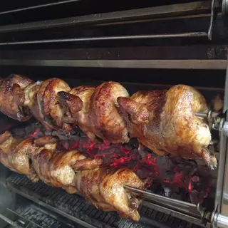 Medio Pollo A La Brasa (1/2)