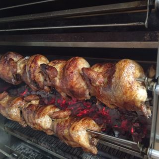 Medio Pollo A La Brasa (1/2)