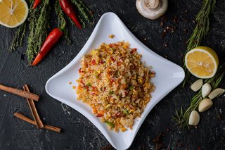 Жаренный рис с овощами (250гр)