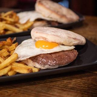 Prego em Bolo do Caco