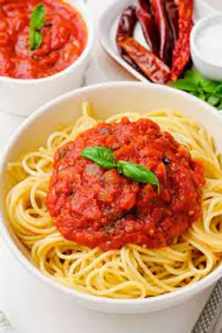 Spagheti Napolitane