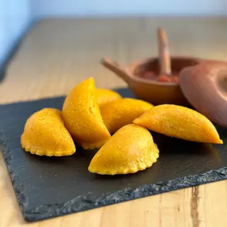 Mini Colombianas de Pollo