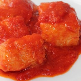 Menu (1)Revueltos trigueros con gambas  (2)Bacalao con tomate 