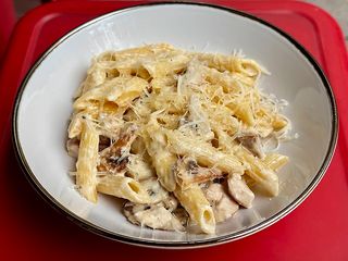 Пене з куркою та печерицями