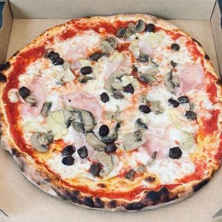 Pizza Clásica Capricciosa Individual