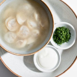 Пельмени со сметаной и зеленью (300 гр.)