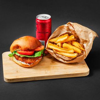 Menu Pier Pollo + Patatine+ bibita