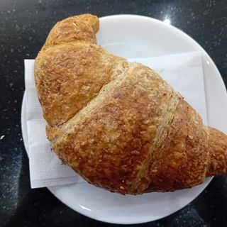 Cornetto integrale ai frutti di bosco