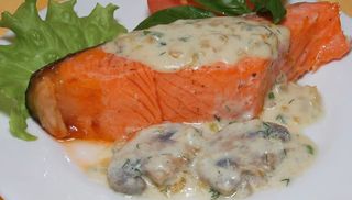 File od lososa sa sosom od pečuraka 300 gr
