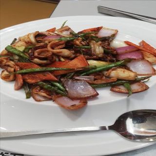 Calamares Salteados al Wok con Comino