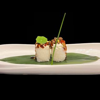 M099 Sushi gio white