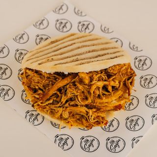 Arepa de Pollo