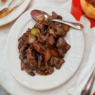 Ternera Con Salsa De Ostras