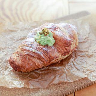 Croissant cu Fistic