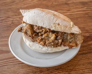 Sandes de Torresmo do Redenho