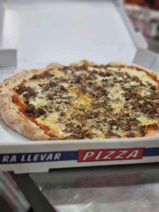 27-Pizza De Carne Picada (33 Cm.)