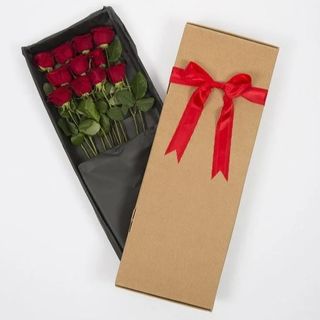 Duzina de trandafiri pentru indragostiti