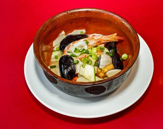 Tagliatelle di patate dolci ai frutti di mare