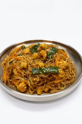 703 Japchae de Frutos Do Mar