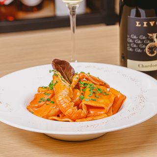 Paccheri alla crema di gamberi e scampi