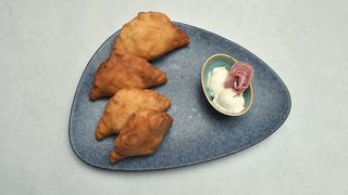 Punjeni uštipci sa suvim vratom