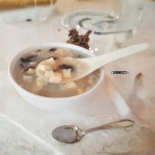 07 Juha od tofua i crnih gljiva 330 ml