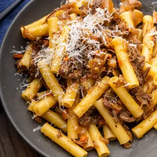 Pasta alla genovese