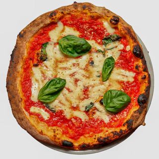 PIZZA PROVOLA E PEPE