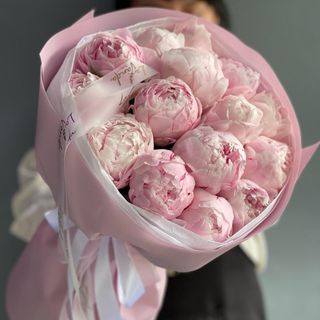 Букет із півоній Сара Бернар