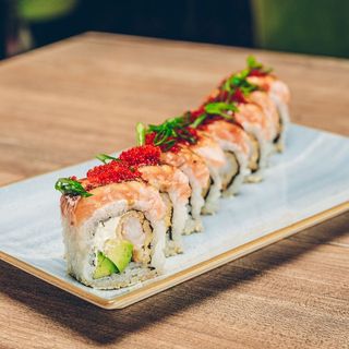 12. California Smoked Salmon 8 szt.