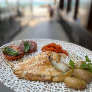 Rodaballo con chips de boniato