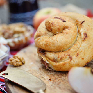 Invartita cu mere si nuca (de post)