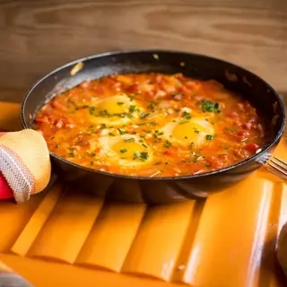 Ovo  com Tomatada