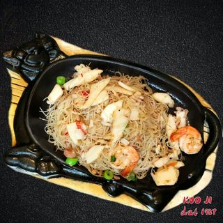 21b  -Spaghetti di riso con pesce alla piastra