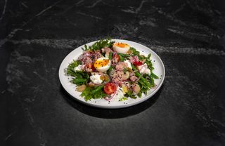 Nizzarda (Niçoise cu mozzarella)