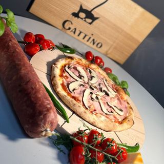 Pizza Prosciutto Funghi