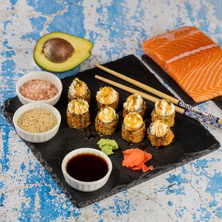 შემწვარი ფილადელფია (8 ნაჭერი)