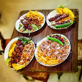 Mega talerz kebab