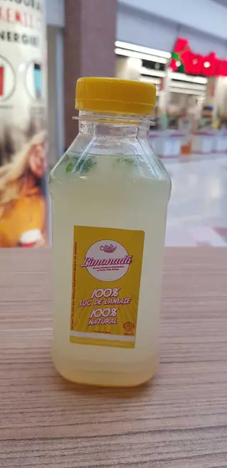 NOU!!! - Limonada cu miere Hello Donuts 400 ml