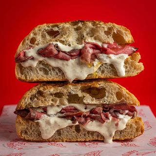 VITELLO TONNATO PANINI