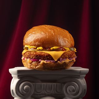 Чізбургер з курячою котлетою