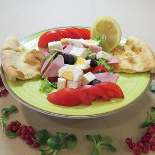 Salată Bulgărească