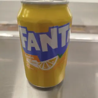 Fanta de limón 