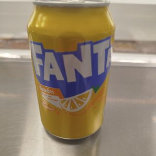 Fanta de limón 