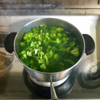 Rape saltate al peperoncino