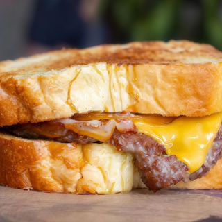 SANDWICH DOBLE SMASH  CON PAPAS