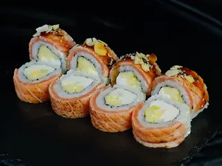 Philadelphia z Grillowanym Łososiem i Gruszką (8szt) (355g)
